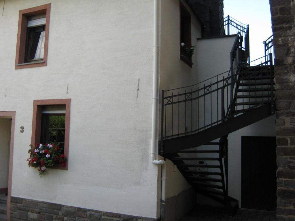 Apartment Mosel-Goetterlay Bruttig-Fankel Ruang foto
